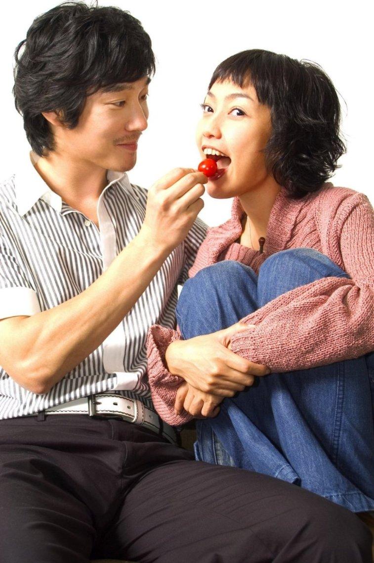 男孩腿被自行车卡住 消防紧急救援助脱险